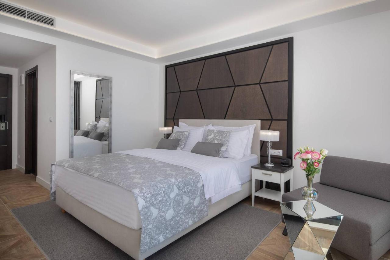 Ellure Luxury Suites Split Exteriör bild