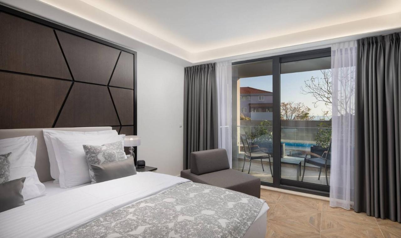 Ellure Luxury Suites Split Exteriör bild
