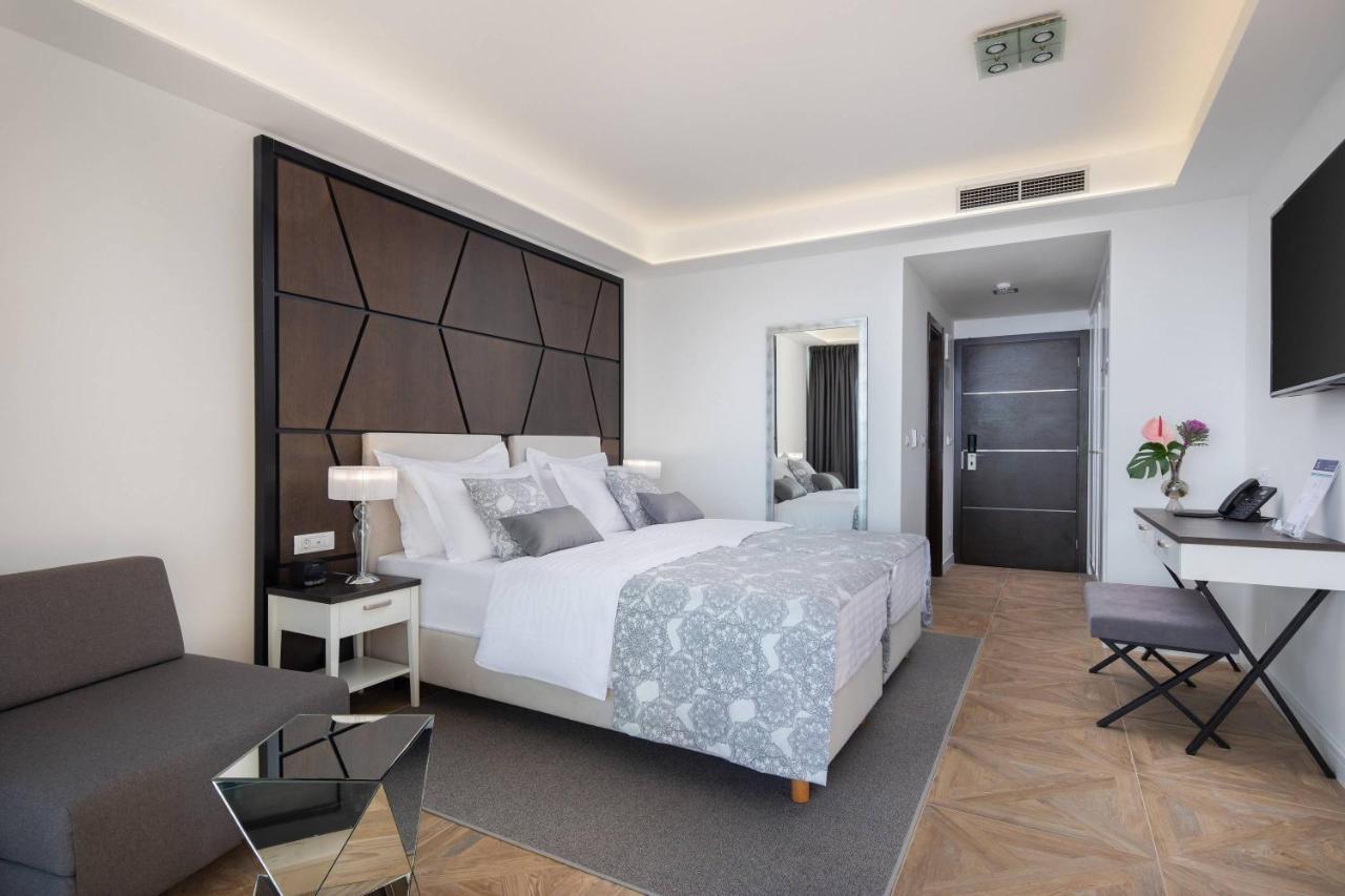 Ellure Luxury Suites Split Exteriör bild